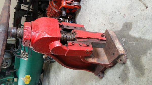 ปั๊มคอม้า เขาควาย