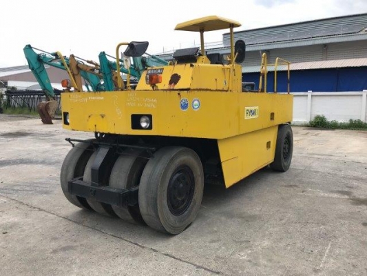 รถบด 9 ล้อยาง TS200 # 12739 มือสองญี่ปุ่น