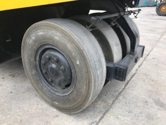 รถบด 9 ล้อยาง TS200 # 12739 มือสองญี่ปุ่น