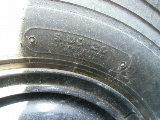 รถบด 9 ล้อยาง TS200 # 12739 มือสองญี่ปุ่น