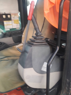 รถแมคโคร KOBELCO SK200-8 YN11-45248 ปี2006 จำนวน 6211ชั่วโมง