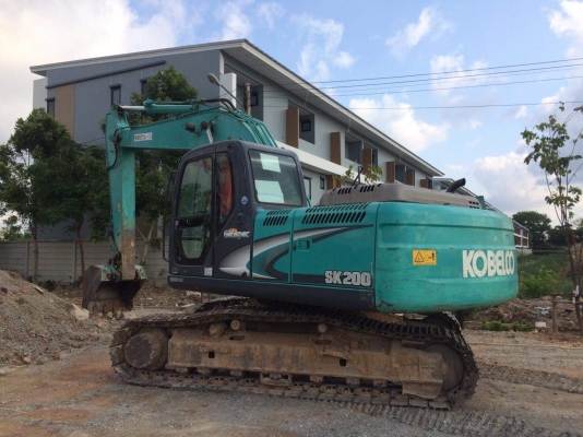 รถแมคโคร KOBELCO SK200-8 YN11-45248 ปี2006 จำนวน 6211ชั่วโมง