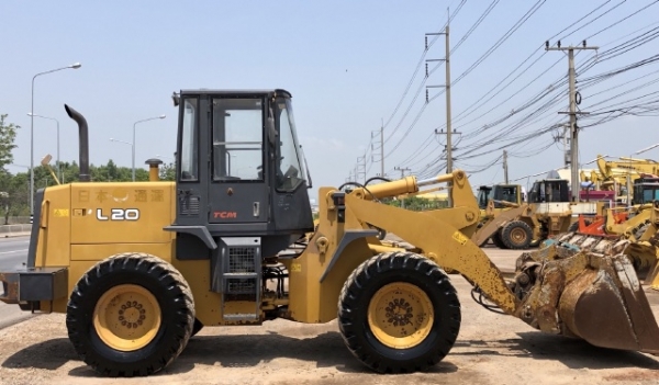 ขายรถตักล้อยาง TCM L20-3 (เทียบเท่า WA200) นำเข้าเองจากญี่ปุ่น สภาพสวยพร้อมใช้ มีVDOการทำงานครับ