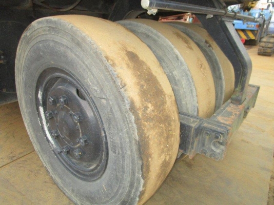 รถบด 9 ล้อยาง TS200 # 23268 มือสองญี่ปุ่น รถบด 9 ล้อยาง TS200 # 23268 มือสองญี่ปุ่น