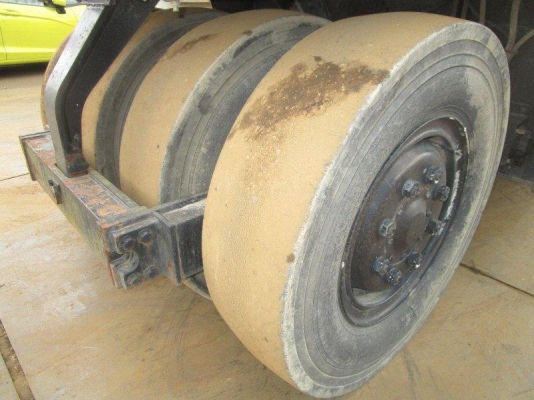 รถบด 9 ล้อยาง TS200 # 23268 มือสองญี่ปุ่น รถบด 9 ล้อยาง TS200 # 23268 มือสองญี่ปุ่น