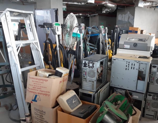 ของรกใช่ไหม ? โทรตามเราไปซื้อได้เลยครับ : เฟอร์นิเจอร์ตามบ้าน งานไม้ งานเหล็กทุกชนิด งานเล็กงานใหญ่ ใกล้หรือไกลไปหมดครับ