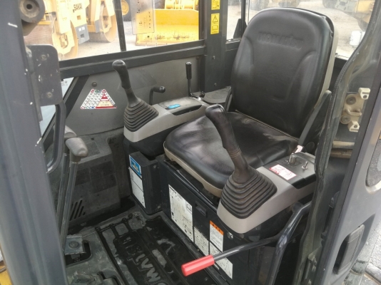 มาใหม่ๆ สวยๆเลย KOMATSU PC 50MR-2 อามยาวพิเศษ นำเข้าจากญี่ปุ่น ชั่วโมงน้อย พร้อมตู้เก๋งสวยๆ โทร.090-986-2521 อ๊อบ