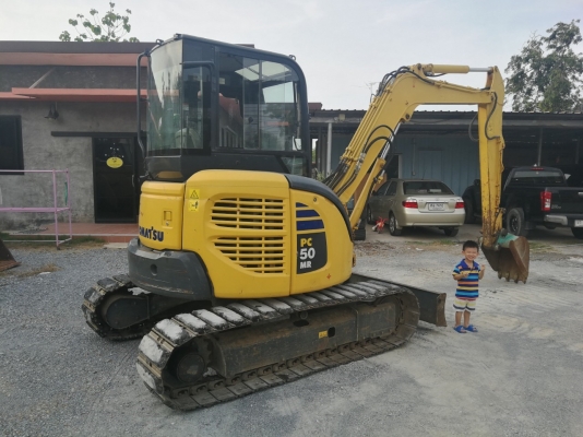 มาใหม่ๆ สวยๆเลย KOMATSU PC 50MR-2 อามยาวพิเศษ นำเข้าจากญี่ปุ่น ชั่วโมงน้อย พร้อมตู้เก๋งสวยๆ โทร.090-986-2521 อ๊อบ