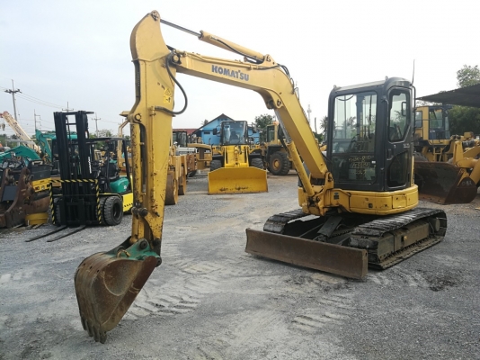 มาใหม่ๆ สวยๆเลย KOMATSU PC 50MR-2 อามยาวพิเศษ นำเข้าจากญี่ปุ่น ชั่วโมงน้อย พร้อมตู้เก๋งสวยๆ โทร.090-986-2521 อ๊อบ