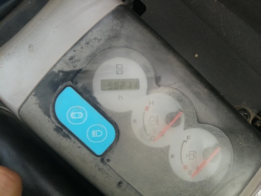 มาใหม่ๆ สวยๆเลย KOMATSU PC 50MR-2 อามยาวพิเศษ นำเข้าจากญี่ปุ่น ชั่วโมงน้อย พร้อมตู้เก๋งสวยๆ โทร.090-986-2521 อ๊อบ