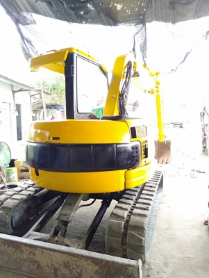 ขายรถขุด KOMATSU PC50UU-2 เครื่องยนต์ KOMATSU-4D84 , ขนาด 4 สูบ คอนโทรลน้ำมัน ปั๊มเฟือง มีลายหัวเจาะ รถเก่านอก มีเอกสาร ยังไม่เคยใช้งานในเมืองไทย