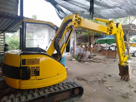 ขายรถขุด KOMATSU PC50UU-2 เครื่องยนต์ KOMATSU-4D84 , ขนาด 4 สูบ คอนโทรลน้ำมัน ปั๊มเฟือง มีลายหัวเจาะ รถเก่านอก มีเอกสาร ยังไม่เคยใช้งานในเมืองไทย