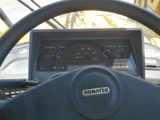 ขาย รถตักล้อยาง KOMATSU WA150-3 เครื่อง 6สูบ นำเข้าจากญี่ปุ่น โทร.090-986-2521 อ๊อบ