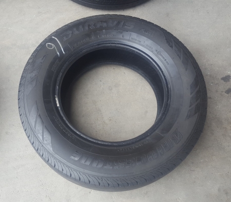 ขายยาง\% 215/70/15 ปี 1116 BRIDGESTONE R611 4 เส้น