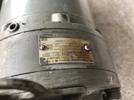 ขายมอเตอร์เกียร์ Cycro drive Sumitomo 1HP. 380V made in Japan อัตราทด 1:29 มีระบบเบรคในตัว เพลาออกประมาณ 50รอบต่อนาที สภาพสวยเดิมๆ หมุนนิ่ม พร้อมใช้งาน