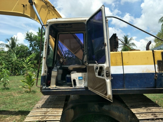 มีVDOขายแบคโฮKOMATSU PC200-5 ระบบไฟเต็ม เอกสารเล่มทะเบียนราคา 550,000