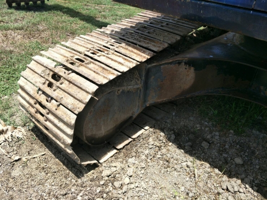 มีVDOขายแบคโฮKOMATSU PC200-5 ระบบไฟเต็ม เอกสารเล่มทะเบียนราคา 550,000