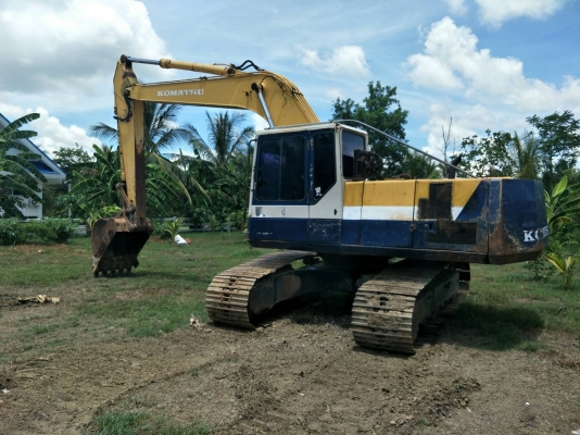 มีVDOขายแบคโฮKOMATSU PC200-5 ระบบไฟเต็ม เอกสารเล่มทะเบียนราคา 550,000 มีVDOขายแบคโฮKOMATSU PC200-5 ระบบไฟเต็ม เอกสารเล่มทะเบียนราคา 550,000