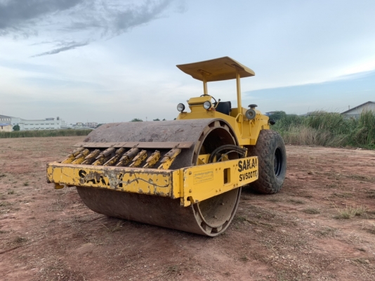 รถบด SAKIA SV 500 TF เก่านอก 2 ปี 1,6xx ชั่วโมง 2 เพลา 2 เปลือก เครื่อง ISUZU เครื่องดี ปั้มสั่นแรง เอวแน่น ยางดี หนามหุ้มล้อเรียบสวย รถสวยพร้อมใช้ เอกสารเล่มทะเบียน  รถอยู่ นครปฐม. โทร 0626426323ขาย 895,000 บาท  รถบด SAKIA SV 500 TF เก่า