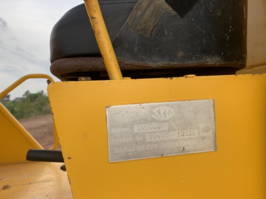 รถบด SAKIA SV 500 TF เก่านอก 2 ปี 1,6xx ชั่วโมง 2 เพลา 2 เปลือก เครื่อง ISUZU เครื่องดี ปั้มสั่นแรง เอวแน่น ยางดี หนามหุ้มล้อเรียบสวย รถสวยพร้อมใช้ เอกสารเล่มทะเบียน  รถอยู่ นครปฐม. โทร 0626426323ขาย 895,000 บาท  รถบด SAKIA SV 500 TF เก่า