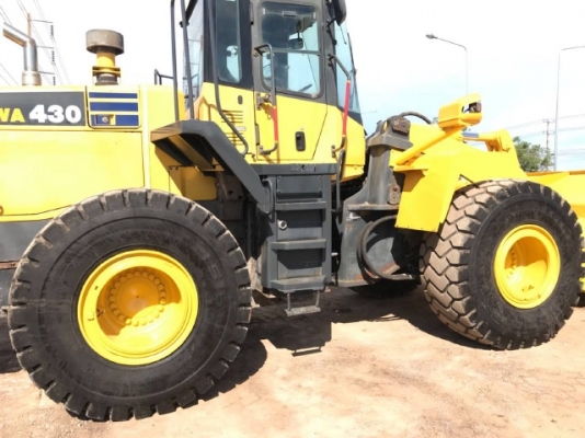 ขายรถตักล้อยาง KOMATSU WA430-5 นำเข้าเองจากญี่ปุ่น สภาพสวยพร้อมใช้ มีVDOการทำงานครับ
