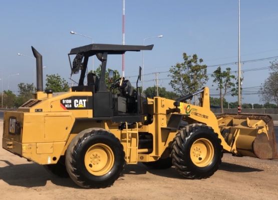 ขายรถตักล้อยาง CAT 910H ปี 2013 นำเข้าเองจากญี่ปุ่น สภาพสวยพร้อมใช้ มีVDOการทำงานครับ ขายรถตักล้อยาง CAT 910H ปี 2013 นำเข้าเองจากญี่ปุ่น สภาพสวยพร้อมใช้ มีVDOการทำงานครับ