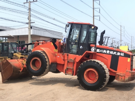 ขายรถตักล้อยาง CAT 962G นำเข้าเองจากญี่ปุ่น สภาพสวยพร้อมใช้ มีVDOการทำงานครับ