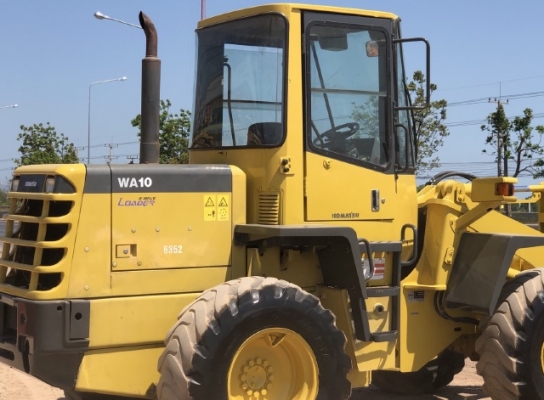 ขายรถตักล้อยาง KOMATSU WA100-3 นำเข้าเองจากญี่ปุ่น สภาพสวยพร้อมใช้ มีVDOการทำงานครับ