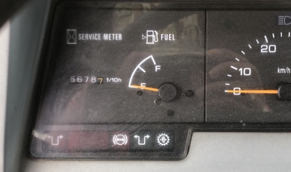 ขายรถตักล้อยาง KOMATSU WA100-3E นำเข้าเองจากญี่ปุ่น สภาพสวยพร้อมใช้ มีVDOการทำงานครับ ขายรถตักล้อยาง KOMATSU WA100-3E นำเข้าเองจากญี่ปุ่น สภาพสวยพร้อมใช้ มีVDOการทำงานครับ