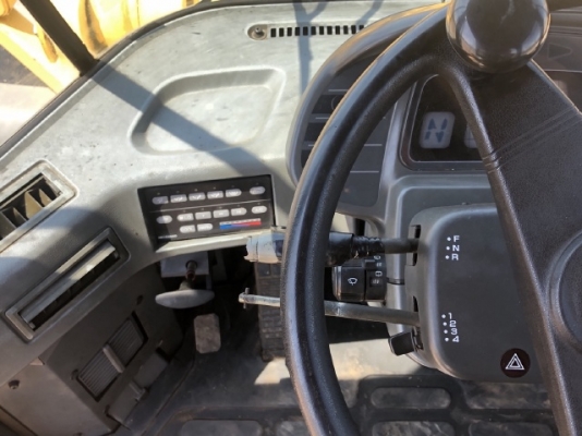 ขายรถตักล้อยาง KOMATSU WA200-3E แขนยาวพิเศษ รถนอกนำเข้าจากญี่ปุ่น สภาพสวยพร้อมใช้