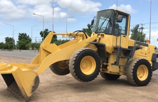 ขายรถตักล้อยาง KOMATSU WA200-3E แขนยาวพิเศษ รถนอกนำเข้าจากญี่ปุ่น สภาพสวยพร้อมใช้