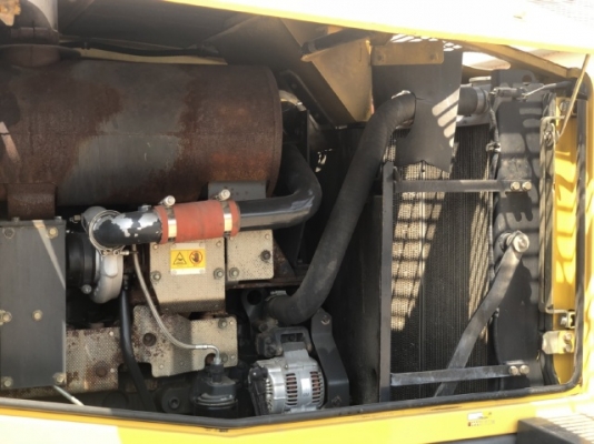 ขายรถตักล้อยาง KOMATSU WA320-5 นำเข้าเองจากญี่ปุ่น สภาพสวยพร้อมใช้ มีVDOการทำงานครับ