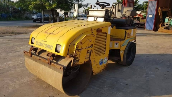 รถบดซูมิโตโม่ 住友 Sumitomo HW30VW-5 เก่าญี่ปุ่น รถบดซูมิโตโม่ 住友 Sumitomo HW30VW-5 เก่าญี่ปุ่น