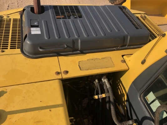 ขายรถขุด KOMATSU PC120-6E ลายหัวกระแทก นำเข้าเองจากญี่ปุ่น สภาพสวยพร้อมใช้ มีVDOการทำงานครับ