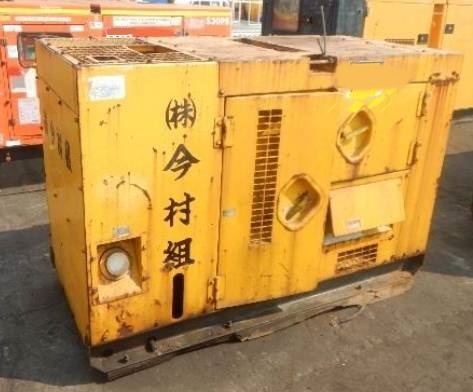ขายเครื่องปั่นไฟ KOMATSU -EG40BS-1 เครื่องยนต์โคมัสสุ-4D95 ขนาด 4 สูบ เชื้อเพลิงดีเซล สามารถผลิตกระแสไฟฟ้าได้ 30KVA หรือ 30-40 KVA ไฟ 1 เฟส 220V. และ ไฟ 3 เฟส 380V. สินค้าเดิมๆเก่านอก ขายตามสภาพทดสอบแล้วใช้งานได้จริง ขายเครื่องปั่นไฟ KOMATSU -EG40BS-1 เครื่องยนต์โคมัสสุ-4D95 ขนาด 4 สูบ เชื้อเพลิงดีเซล สามารถผลิตกระแสไฟฟ้าได้ 30KVA หรือ 30-40 KVA ไฟ 1 เฟส 220V. และ ไฟ 3 เฟส 380V. สินค้าเดิมๆเก่านอก ขายตามสภาพทดสอบแล้วใช้งานได้จริง
