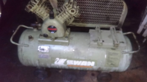 ปั๊มลมสวอน58ลิตร