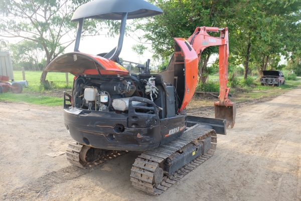 รถขุด kubota kx91-3c ใช้งาน 780 ช.ม เล่มพร้อมโอนโทร 086-1602189
