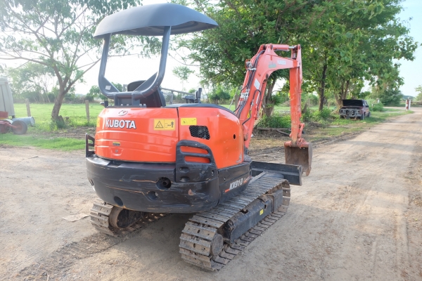 รถขุด kubota kx91-3c ใช้งาน 780 ช.ม เล่มพร้อมโอนโทร 086-1602189
