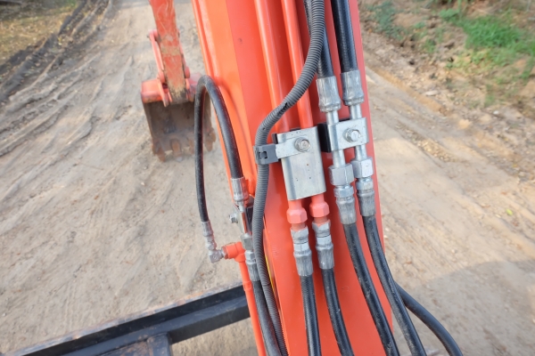 รถขุด kubota kx91-3c ใช้งาน 780 ช.ม เล่มพร้อมโอนโทร 086-1602189