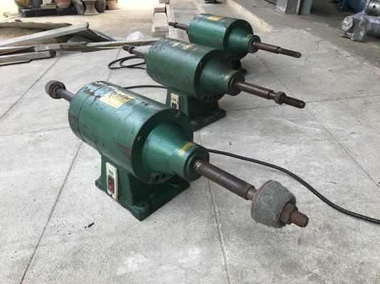 ( เหลือ 1ตัวครับ )ขายมอเตอร์ขัดเงา-เจียร์ Misury 5HP. 380V รุ่นใหญ่ ทนงานหนัก สภาพสวยหมุนนิ่ม พร้อมใ ( เหลือ 1ตัวครับ )ขายมอเตอร์ขัดเงา-เจียร์ Misury 5HP. 380V รุ่นใหญ่ ทนงานหนัก สภาพสวยหมุนนิ่ม พร้อมใ