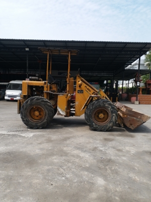 ขายรถตักล้อยาง ขายรถตักล้อยาง