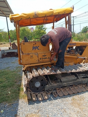 KOMATSU D20P5