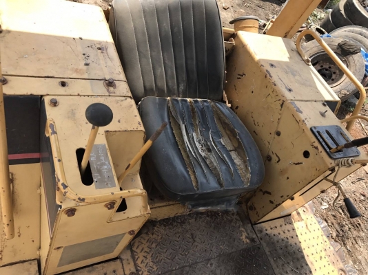 รถแทรคเตอรCatterpillar D3C LGP lll ใบแทรค 70ตีนเป็ด มีเล่มทะเบียน รถสวยเครื่องดี พร้อมใช้ รถแทรคเตอรCatterpillar D3C LGP lll ใบแทรค 70ตีนเป็ด มีเล่มทะเบียน รถสวยเครื่องดี พร้อมใช้