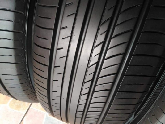 ยาง\% คัดสภาพ Yokohama dB V552 225 60 17 ผลิตปี 2018 มีรับประกันให้ทุกเส้น ขายถูก 4 เส้น 5800.-NET * ยาง\% คัดสภาพ Yokohama dB V552 225 60 17 ผลิตปี 2018 มีรับประกันให้ทุกเส้น ขายถูก 4 เส้น 5800.-NET *