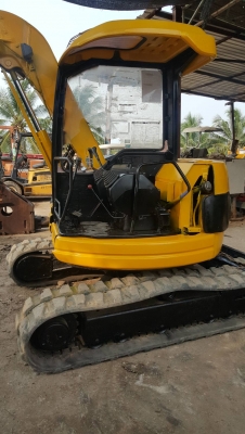 ขายรถขุด KOMATSU PC50UU-2 เครื่องยนต์ KOMATSU-4D84 , ขนาด 4 สูบ คอนโทรลน้ำมัน ปั๊มเฟือง มีลายหัวเจาะ รถเก่านอก มีเอกสาร ยังไม่เคยใช้งานในเมืองไทย