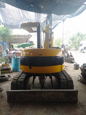 ขายรถขุด KOMATSU PC50UU-2 เครื่องยนต์ KOMATSU-4D84 , ขนาด 4 สูบ คอนโทรลน้ำมัน ปั๊มเฟือง มีลายหัวเจาะ รถเก่านอก มีเอกสาร ยังไม่เคยใช้งานในเมืองไทย