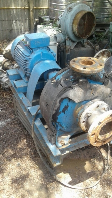 ปั้มน้ำพร้อมแท่น ปั้มน้ำพร้อมแท่น