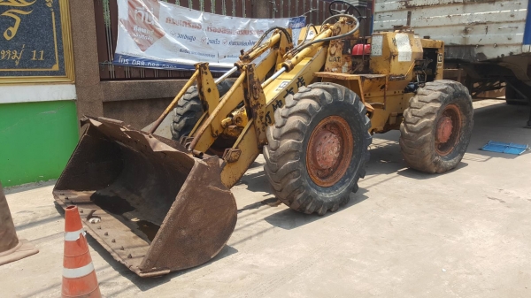 ขาย รถตัก CAT 910 เอวอ่อน เครื่อเช็คใหม่ เกียร์ดี รถใช้งานได้ปกติ ราคาคุยกันได้ครับ