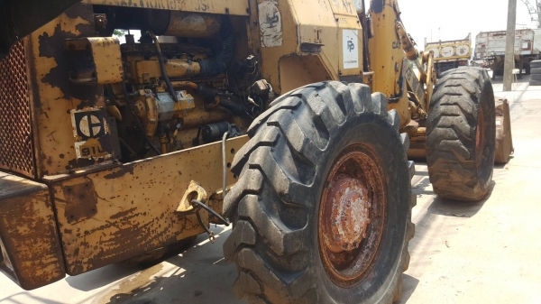 ขาย รถตัก CAT 910 เอวอ่อน เครื่อเช็คใหม่ เกียร์ดี รถใช้งานได้ปกติ ราคาคุยกันได้ครับ