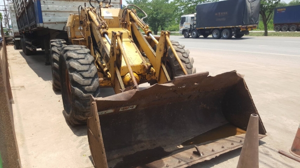 ขาย รถตัก CAT 910 เอวอ่อน เครื่อเช็คใหม่ เกียร์ดี รถใช้งานได้ปกติ ราคาคุยกันได้ครับ